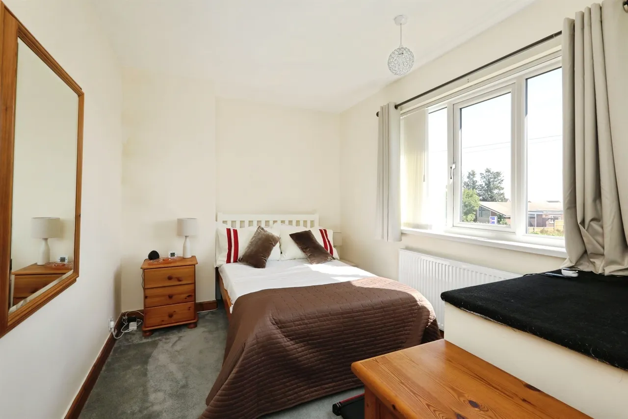 Doncaster Road, Langold, S81, photo 7