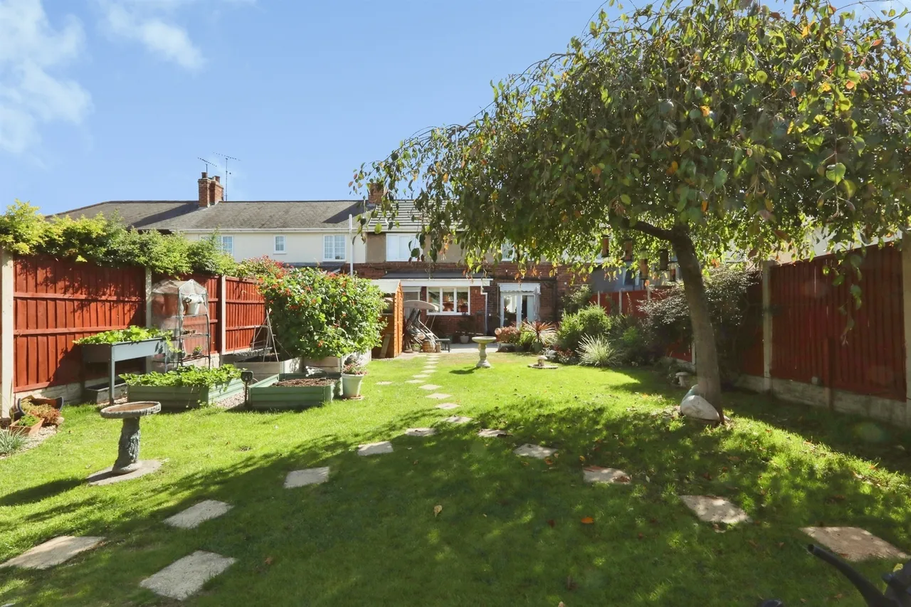 Doncaster Road, Langold, S81, photo 10