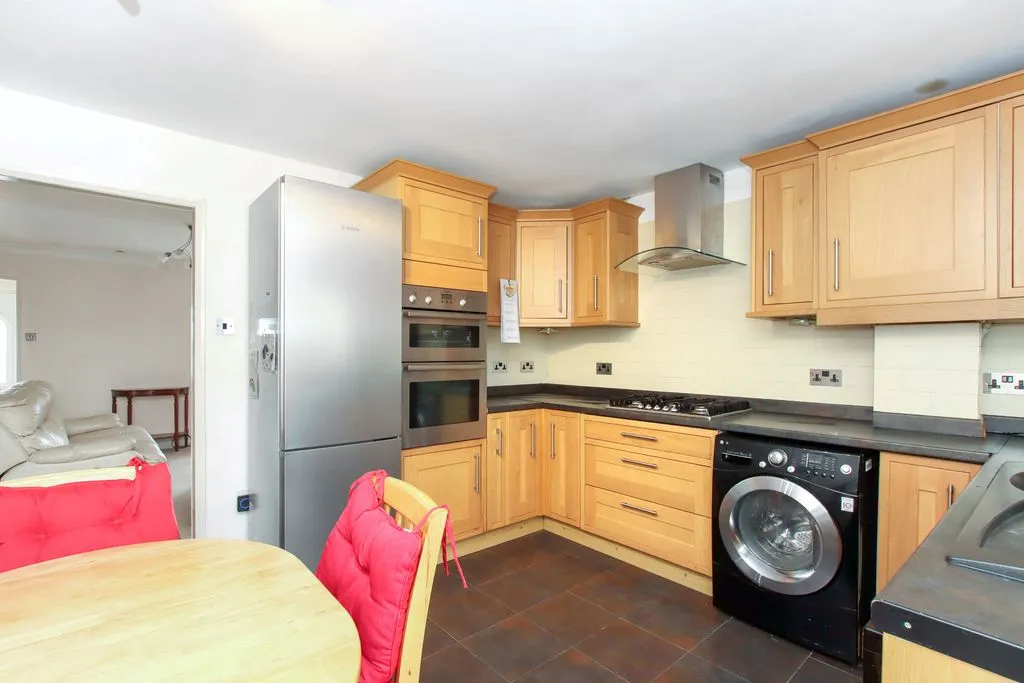 Twelve Leys, Wingrave, HP22, photo 11
