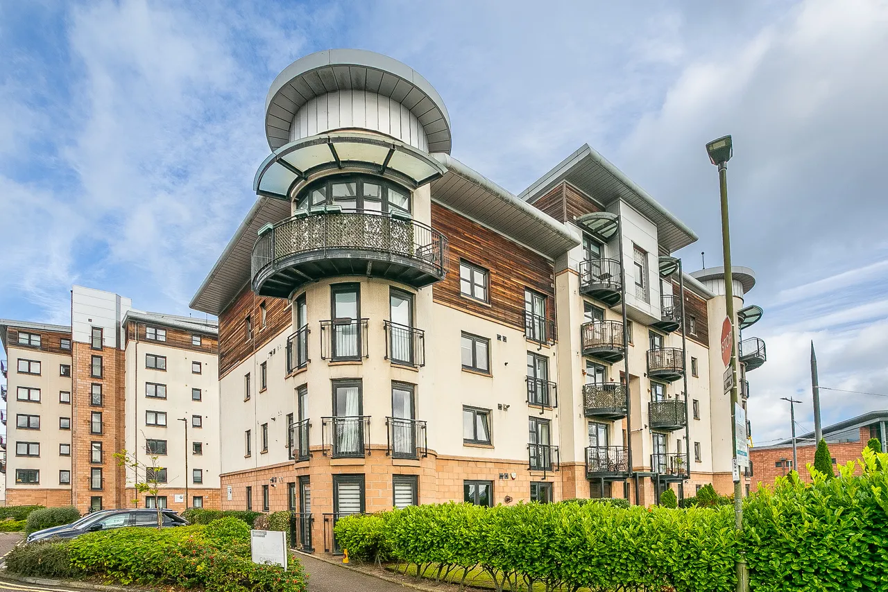 2 bed flat for sale, Ocean Way, The Shore, EH6