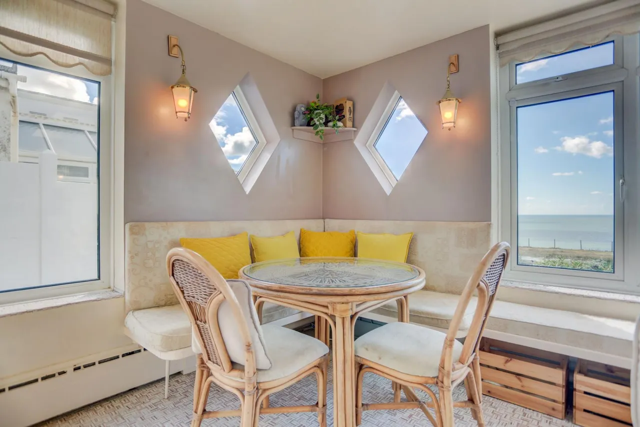 Marine Drive, Saltdean, BN2, photo 12