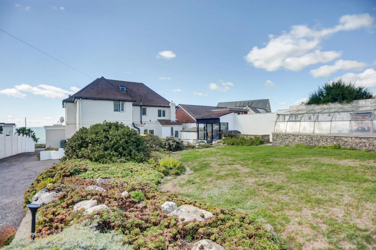 Marine Drive, Saltdean, BN2, photo 32