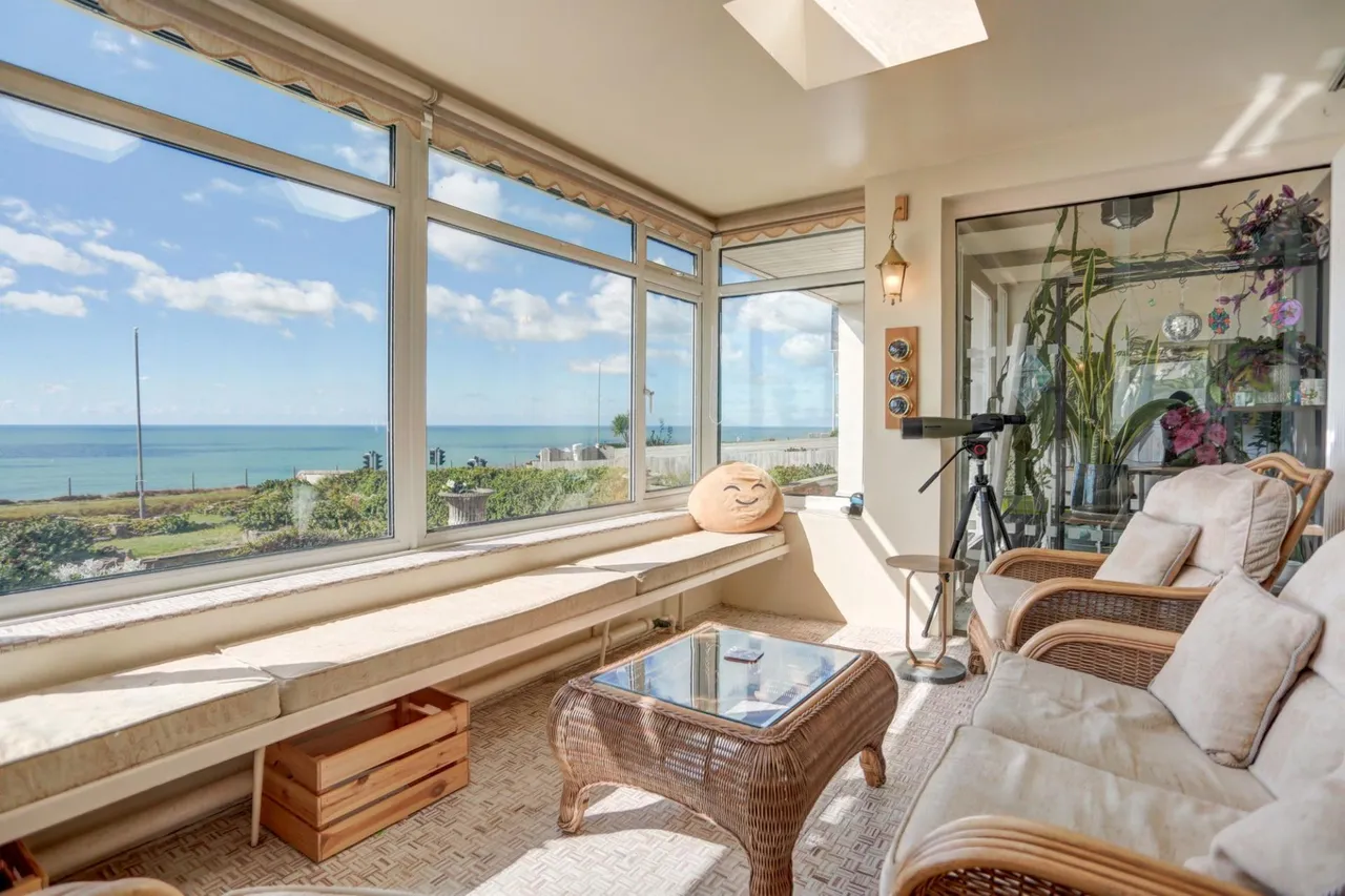 Marine Drive, Saltdean, BN2, photo 13