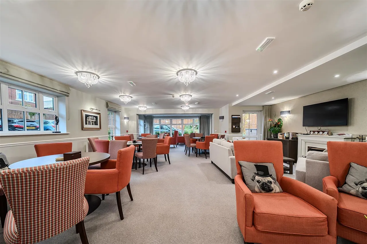 Water Lane, Towcester, NN12, photo 12