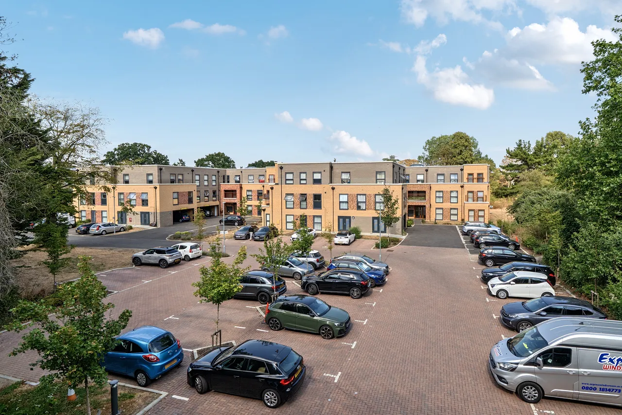 Cornwall Gardens, Taplow, Maidenhead,..., photo 11