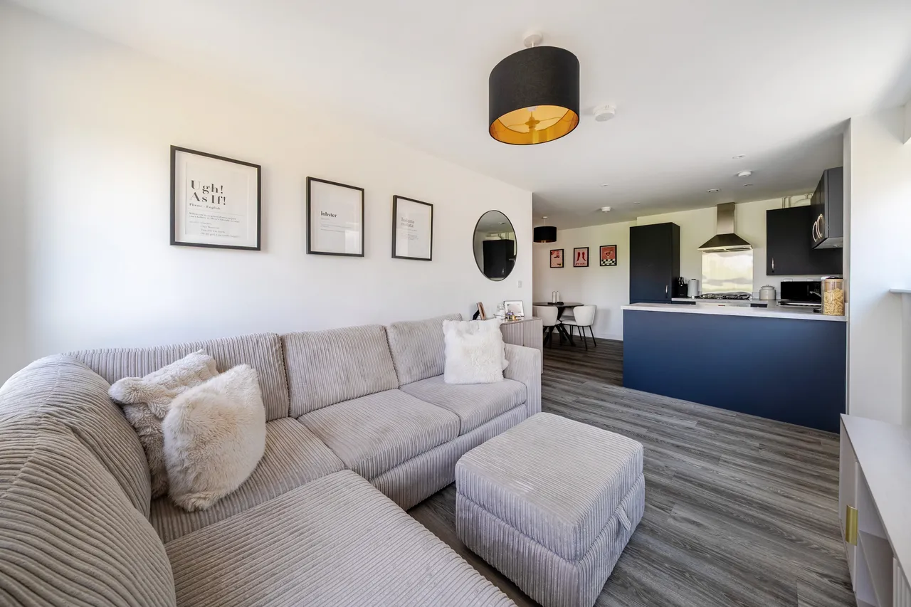 Cornwall Gardens, Taplow, Maidenhead,..., photo 6