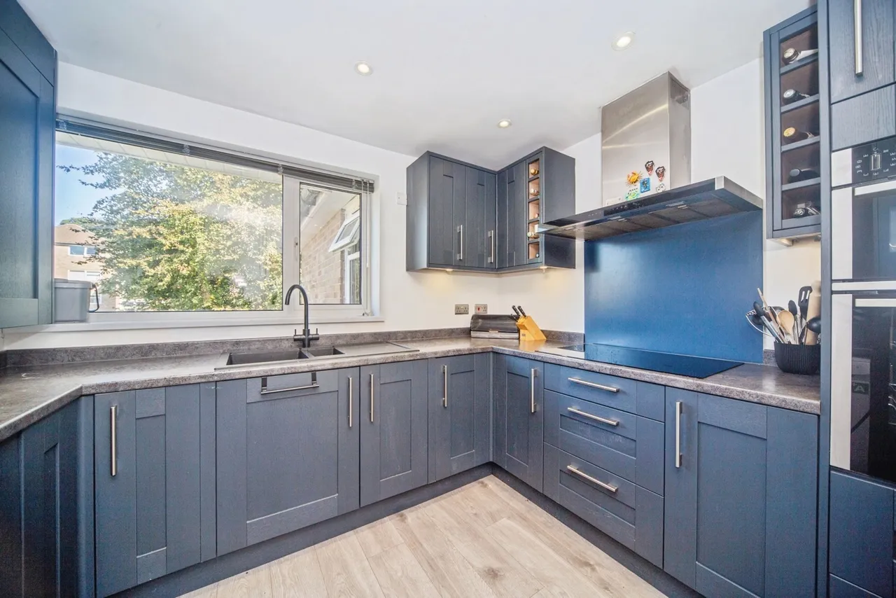 Northlands Drive, Winchester, SO23, photo 2