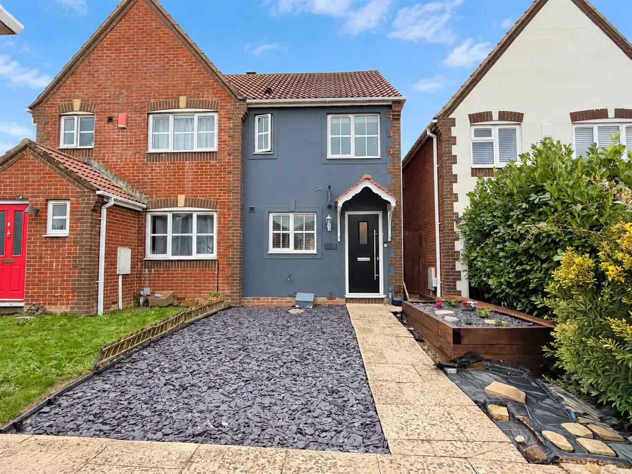 2 bed house for sale, Medina Drive, Stone Cross, BN24