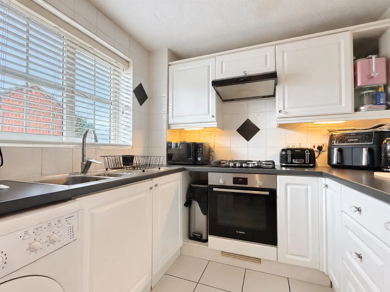 Medina Drive, Stone Cross, BN24, photo 7
