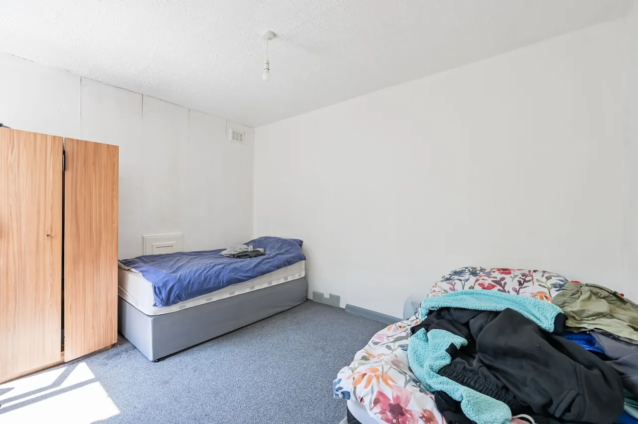 Flat 12, Grange Court, London, photo 7