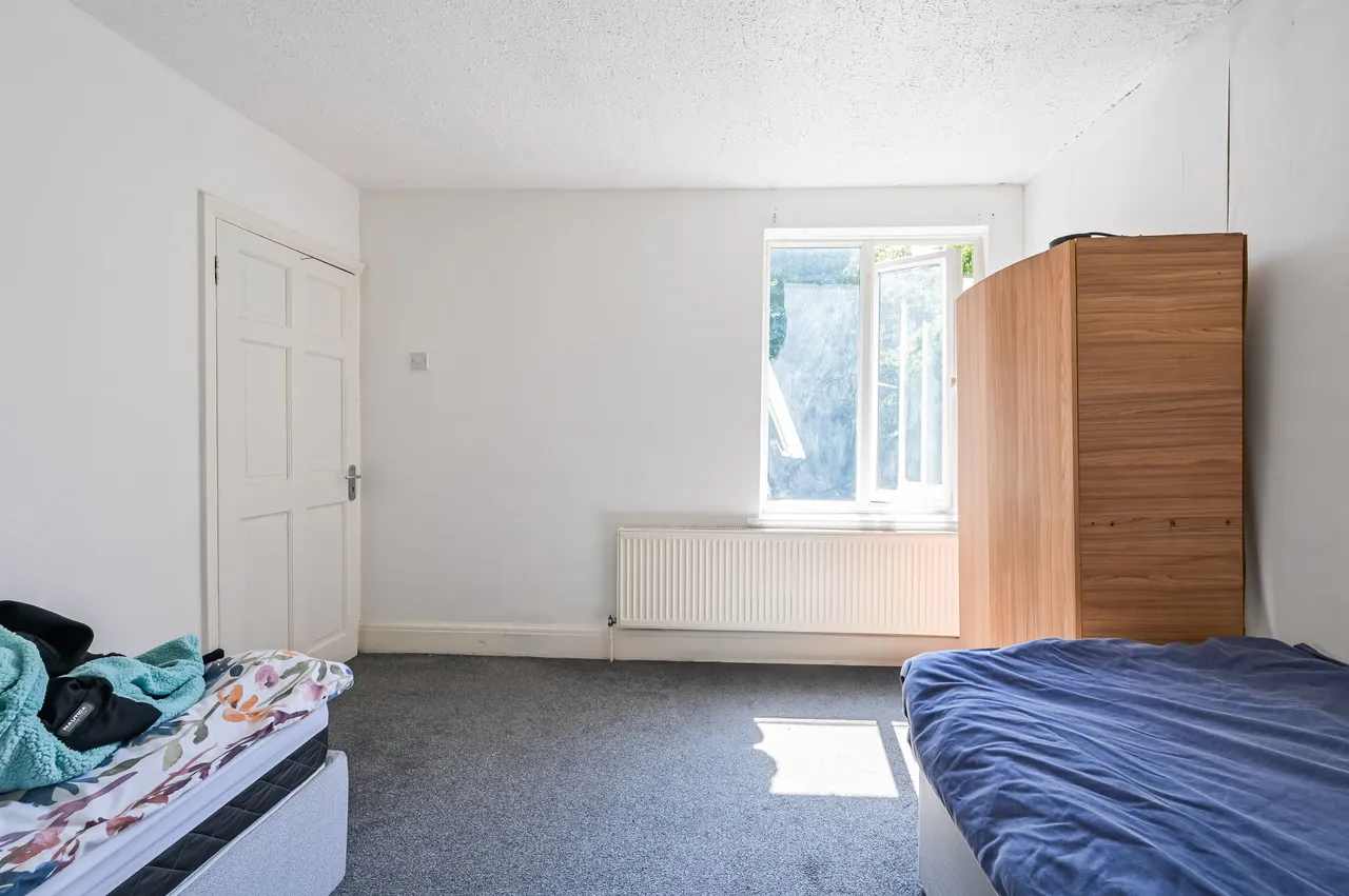Flat 12, Grange Court, London, photo 6