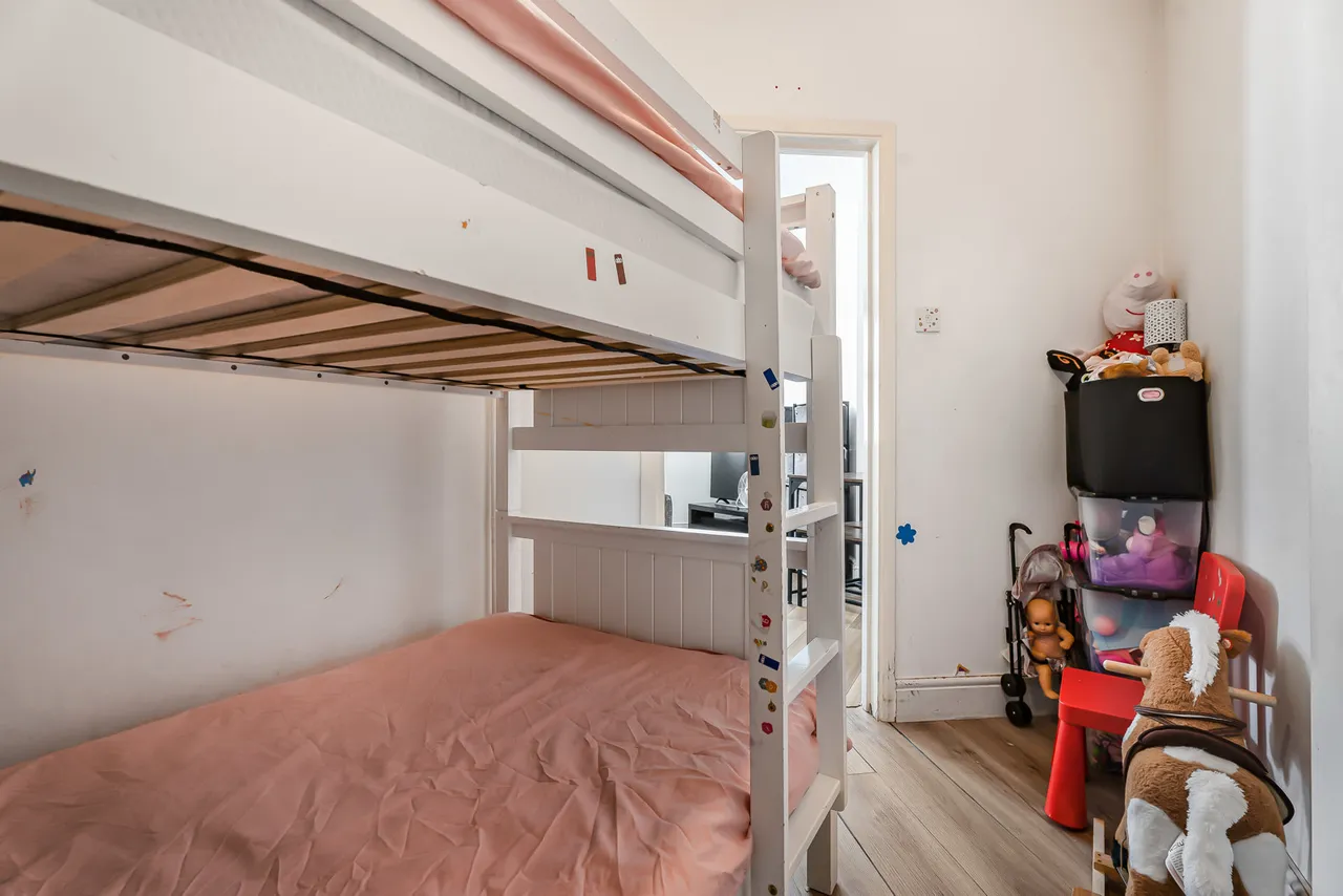 Clifton Road, London, SE25, photo 27