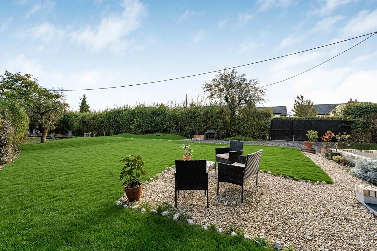 Long Crendon, Thame, HP18, photo 26
