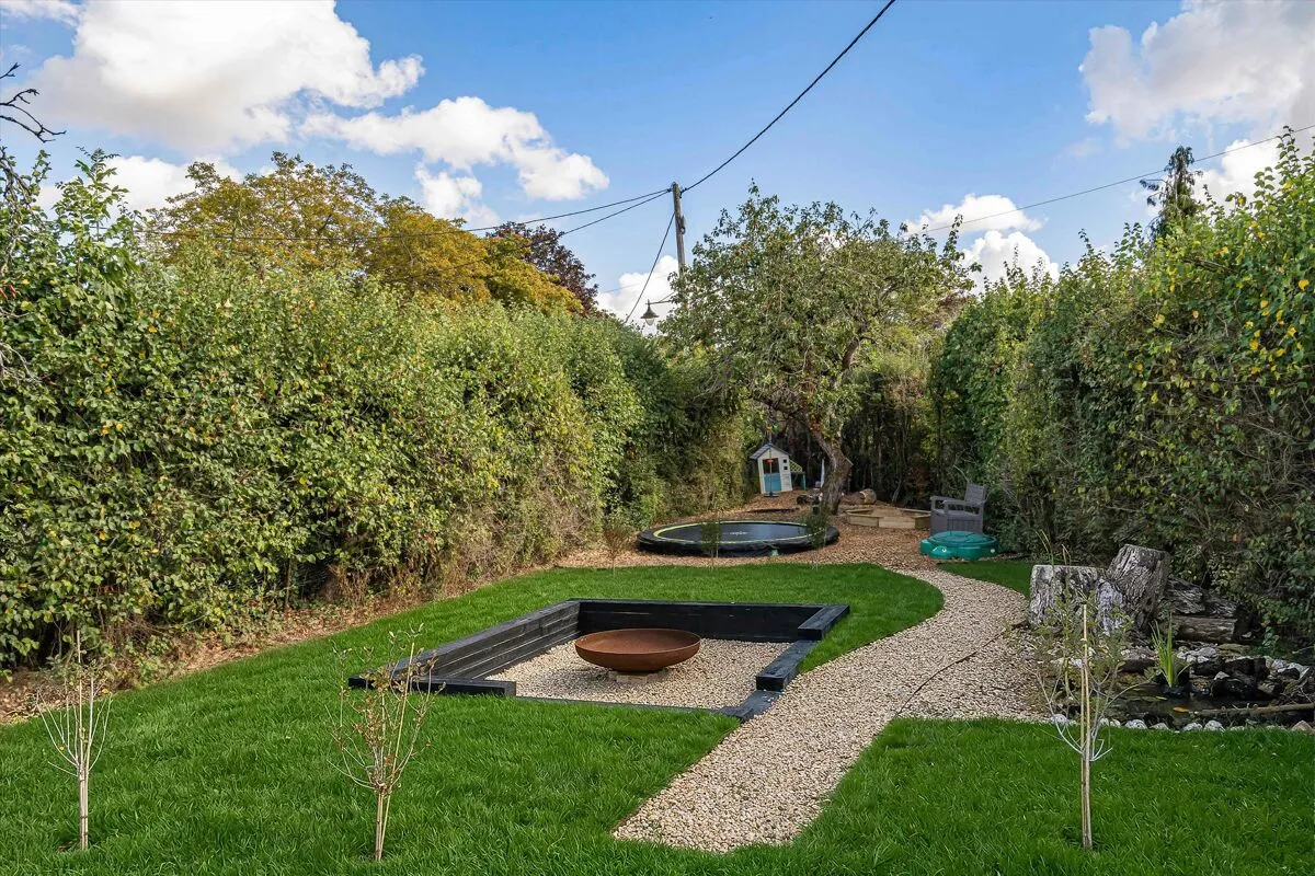 Long Crendon, Thame, HP18, photo 25