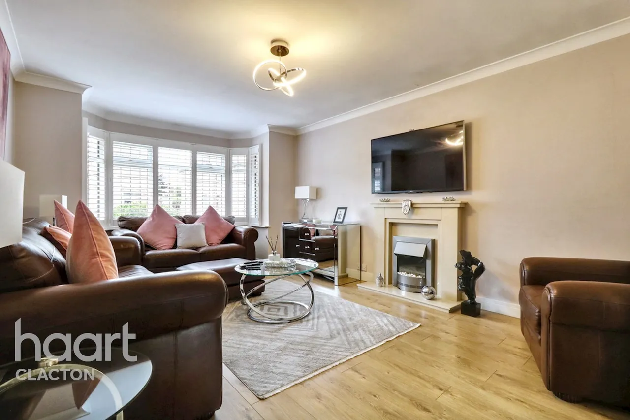 Victoria Road, Clacton-On-Sea, CO15, photo 4
