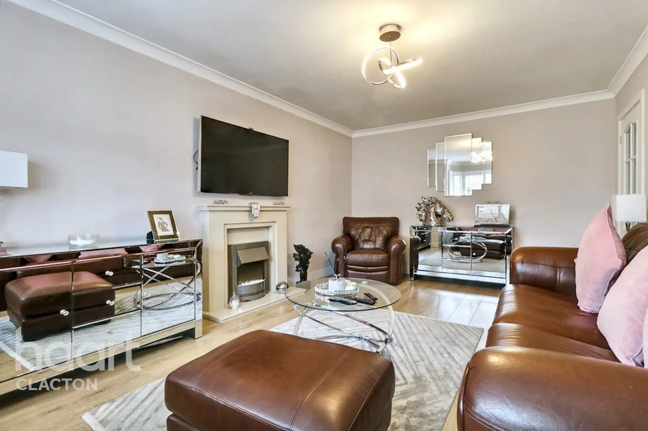 Victoria Road, Clacton-On-Sea, CO15, photo 5