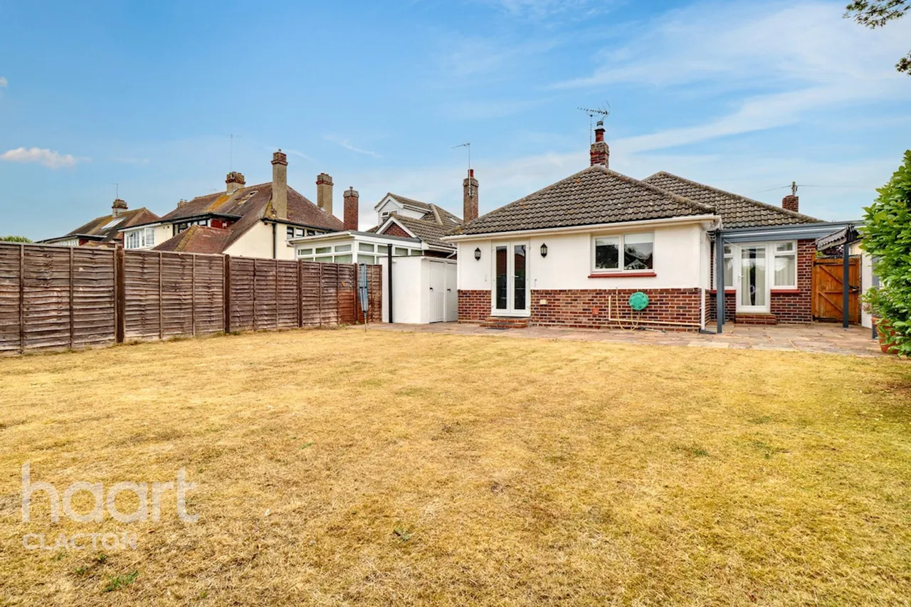 Victoria Road, Clacton-On-Sea, CO15, photo 12