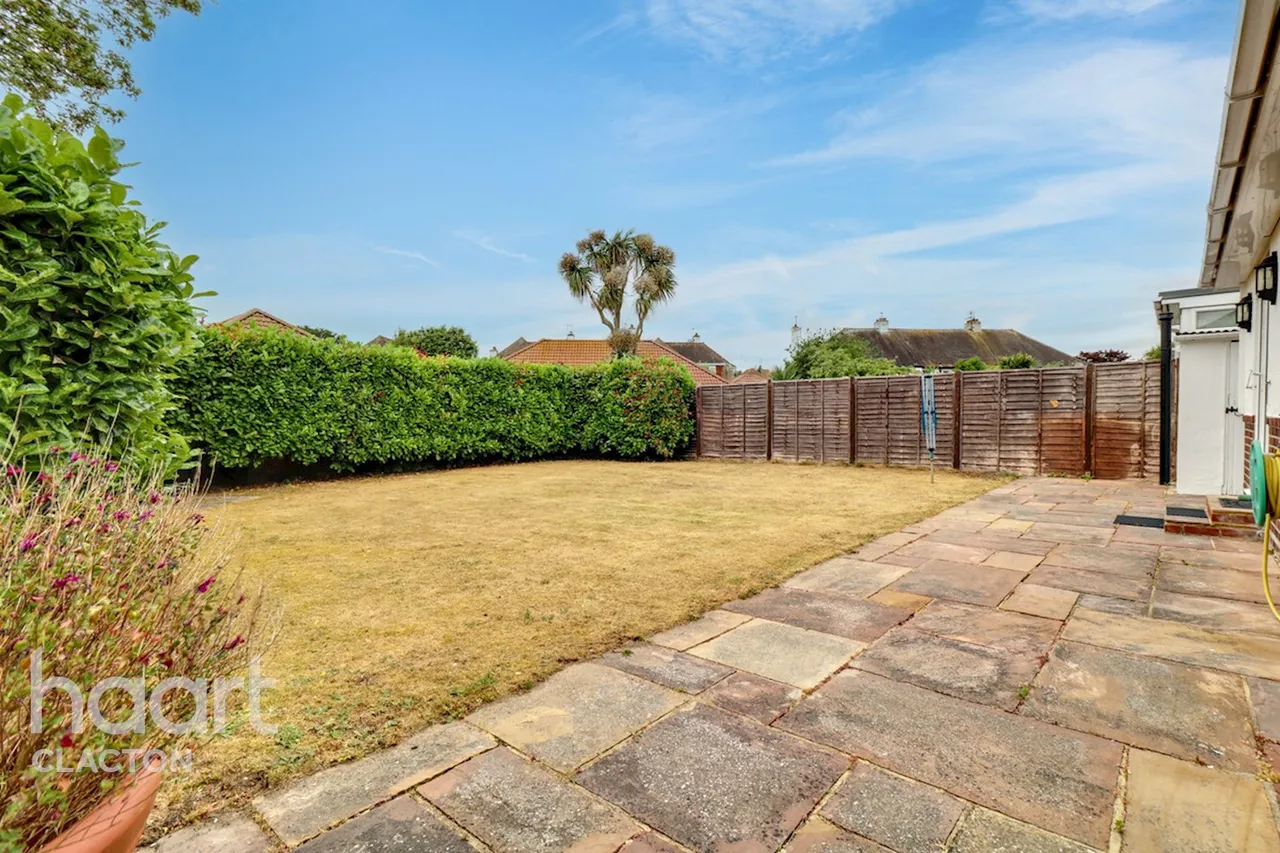 Victoria Road, Clacton-On-Sea, CO15, photo 10