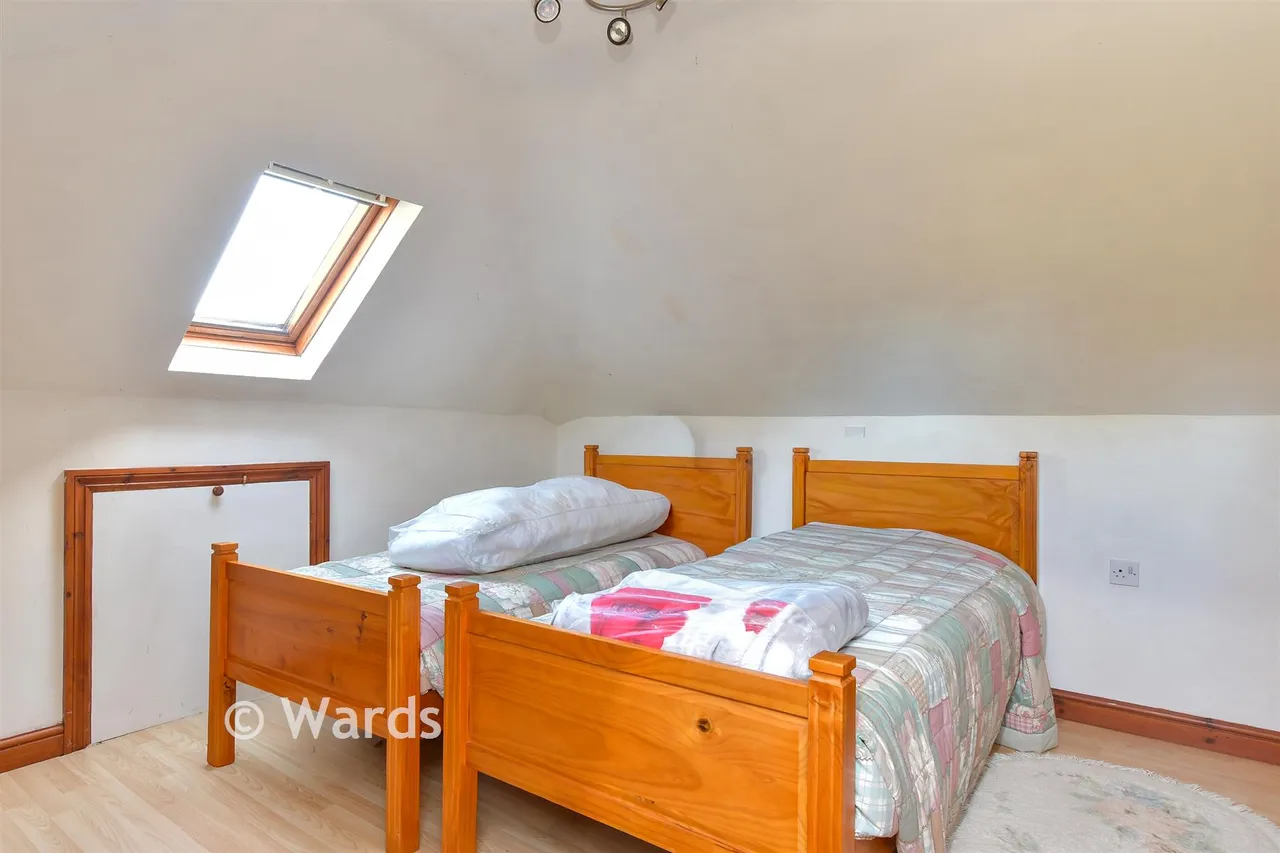 Wrotham Road, South Street, DA13, photo 11