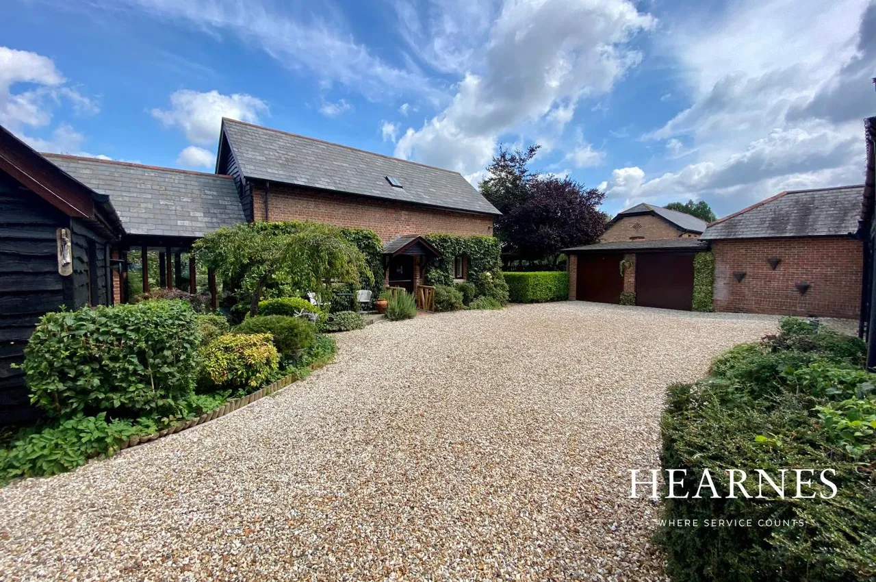 4 bed property for sale, Throop Road, BH8