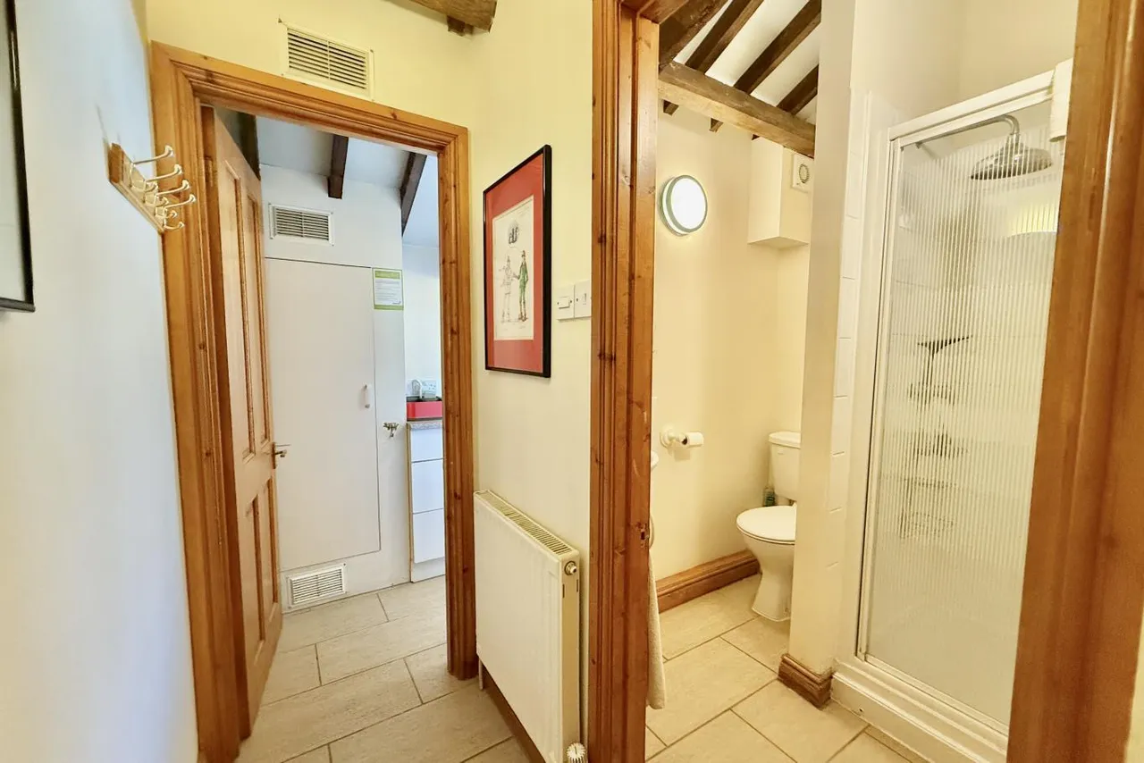Throop Road, BH8, photo 25
