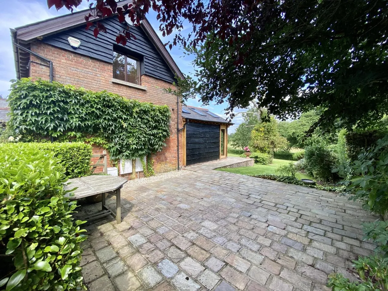 Throop Road, BH8, photo 31