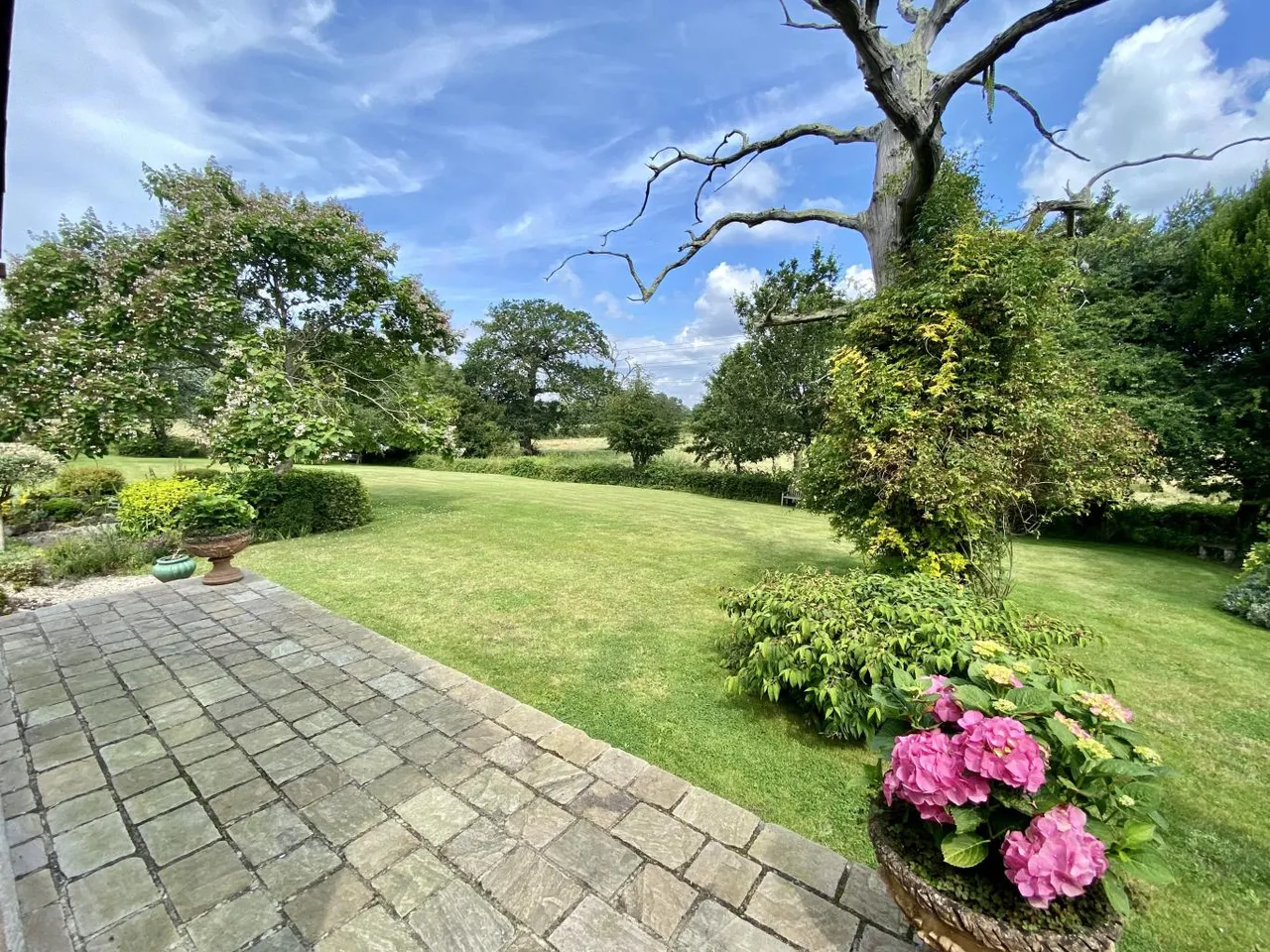 Throop Road, BH8, photo 32