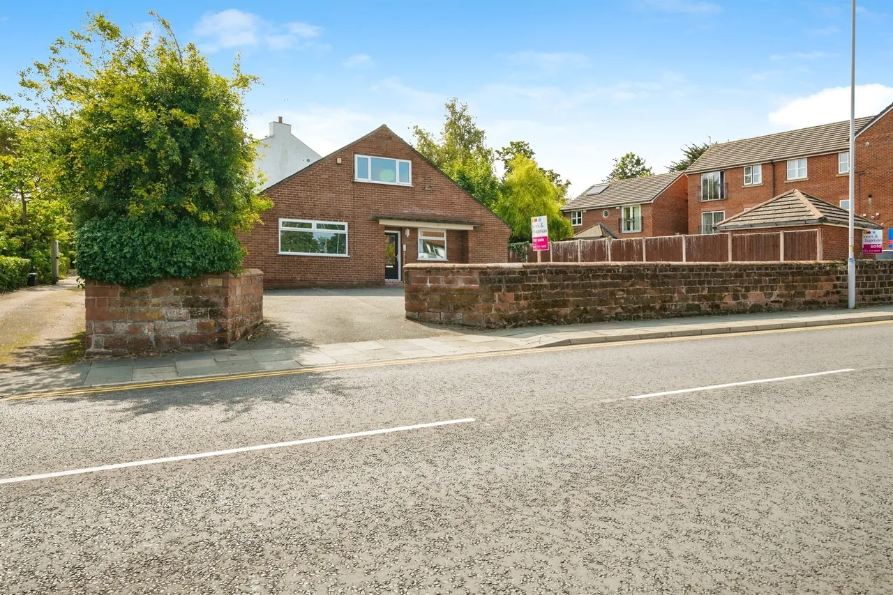 Greasby Road, Greasby, CH49, photo 13