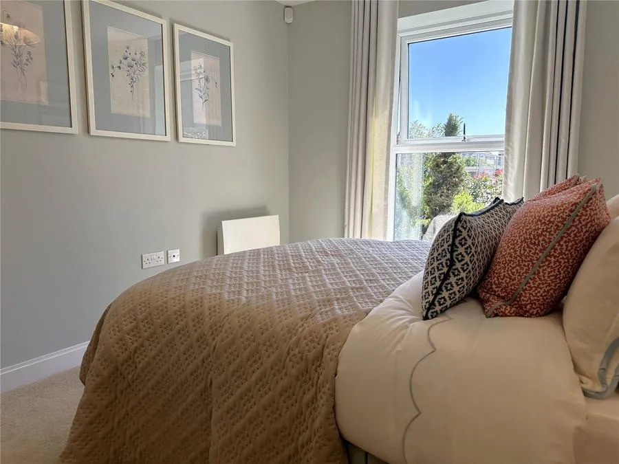 Pacific Drive, Eastbourne, BN23, photo 8