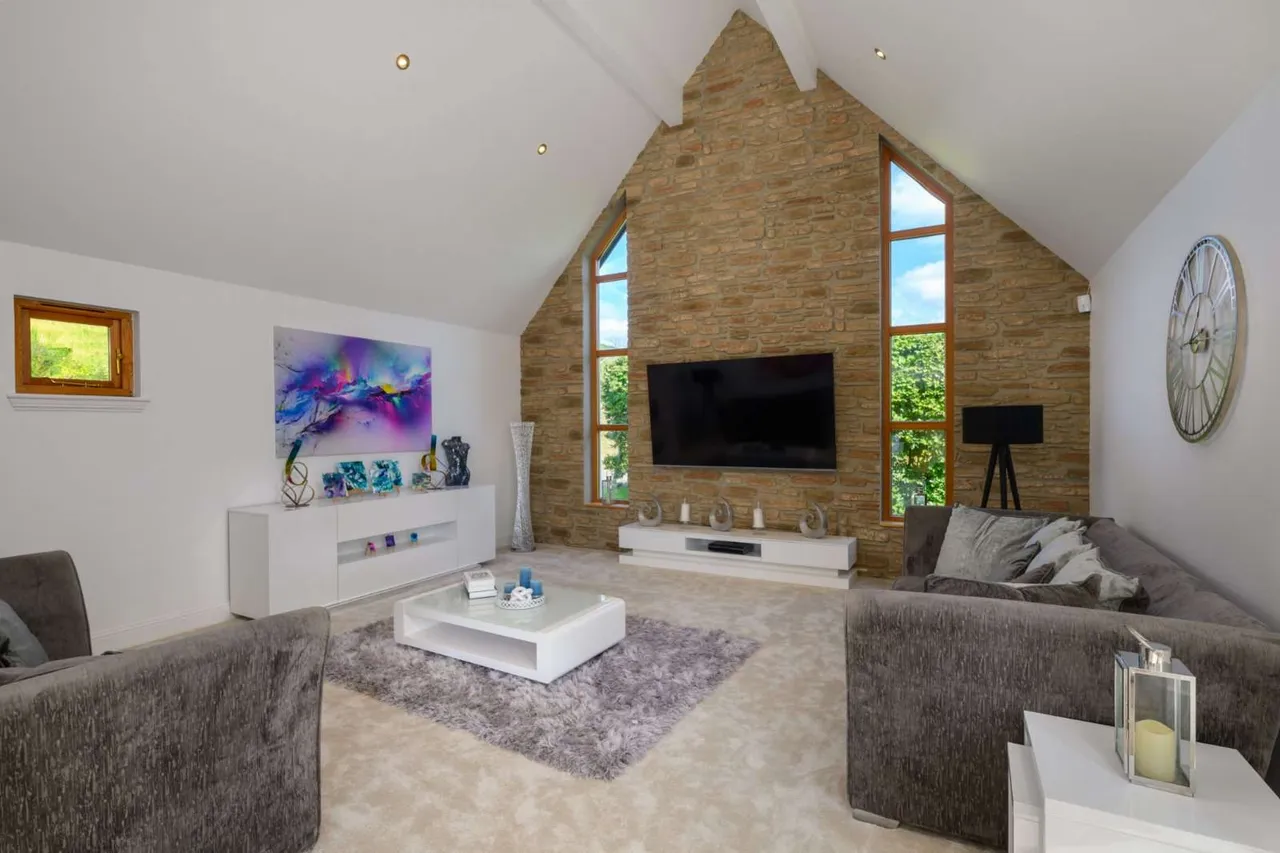 Drumcharry Steading, Keltneyburn, Aberfeldy, Perthshire, PH15 2LQ, photo 5