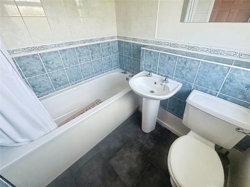 Worcester Grove, Perton, Staffordshire, WV6, photo 5