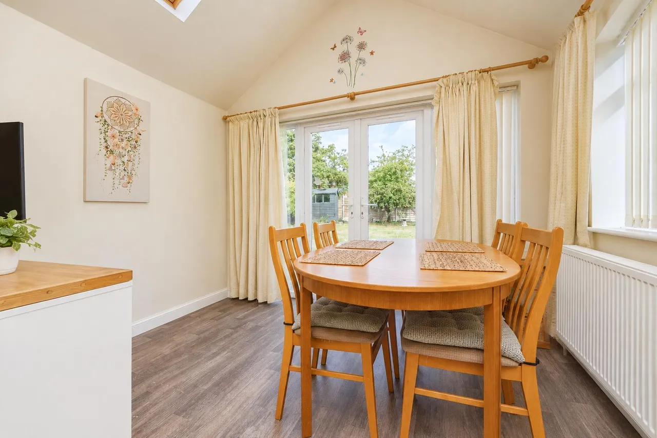 Monton Close, Luton, LU3, photo 6
