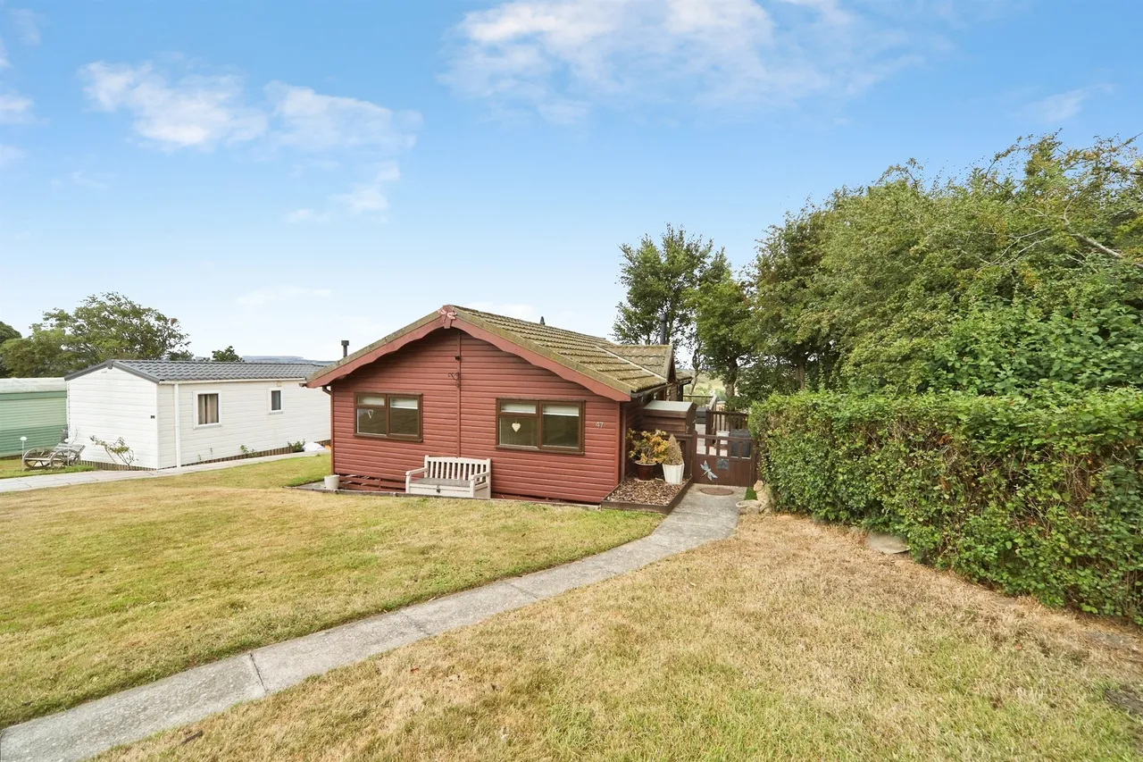 2 bed park home for sale — Dobrudden, Baildon, Shipley