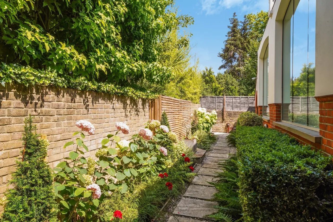 King Henrys Road, Primrose Hill, NW3, photo 14