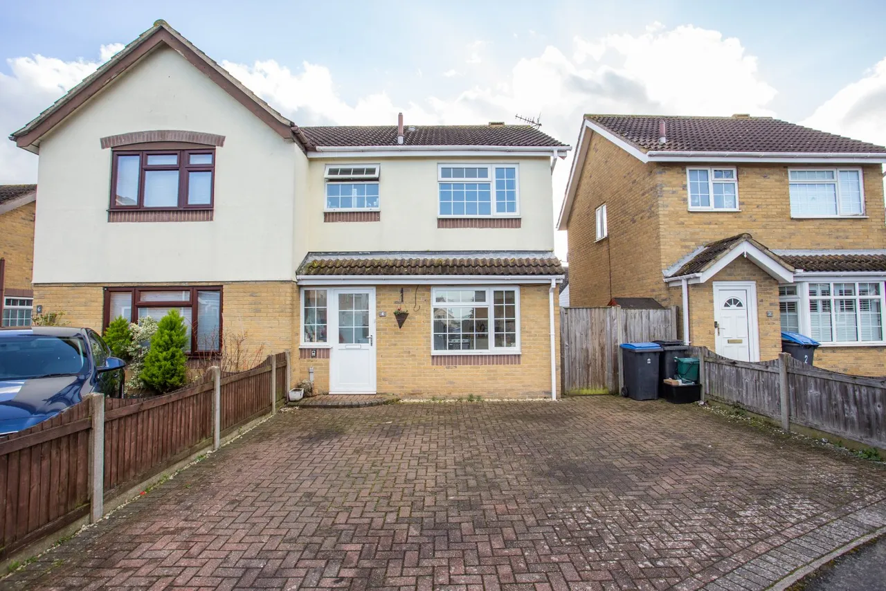 3 bed house for sale, Wordsworth Gardens, Aylesham, CT3