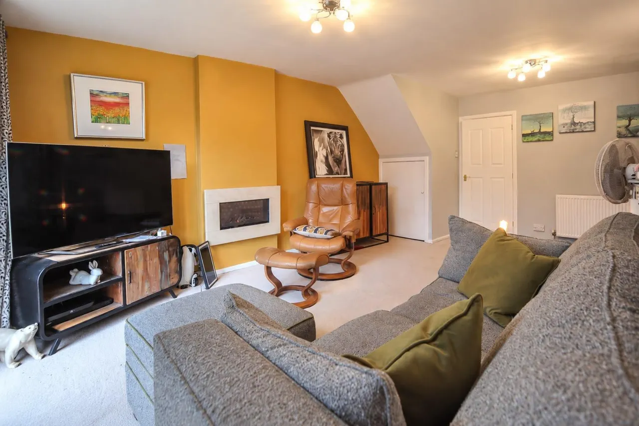 Armstrong Close, Leamington Spa, CV31, photo 6