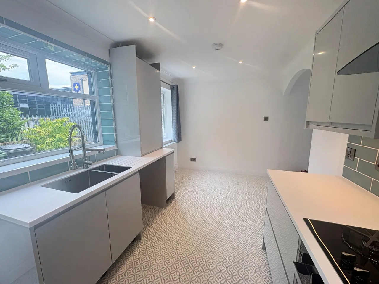 Green Terrace, West Yorkshire, Guiseley, LS20, photo 4