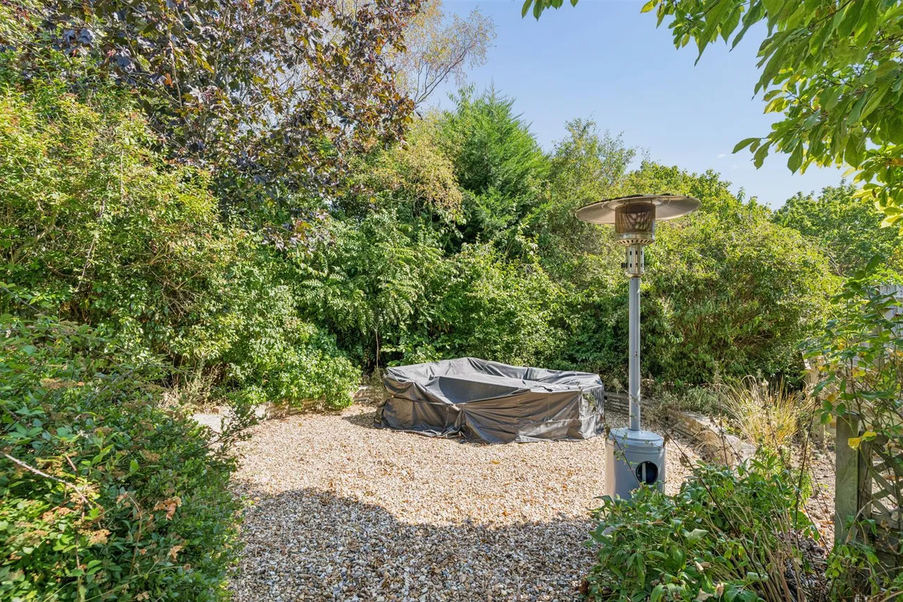 Marsh Drive, Great Linford, photo 19