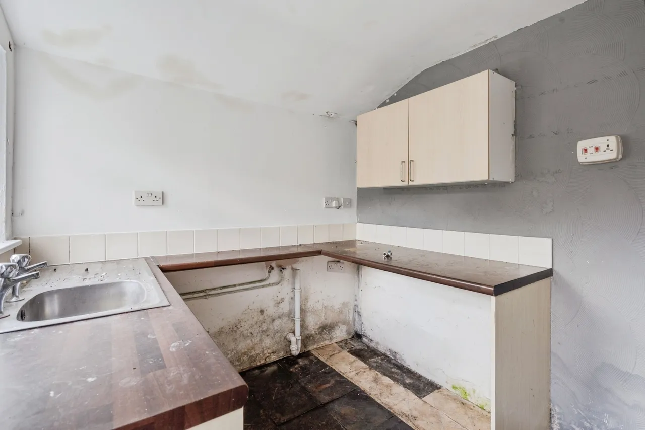 Leigh Road, Westhoughton, BL5, photo 8