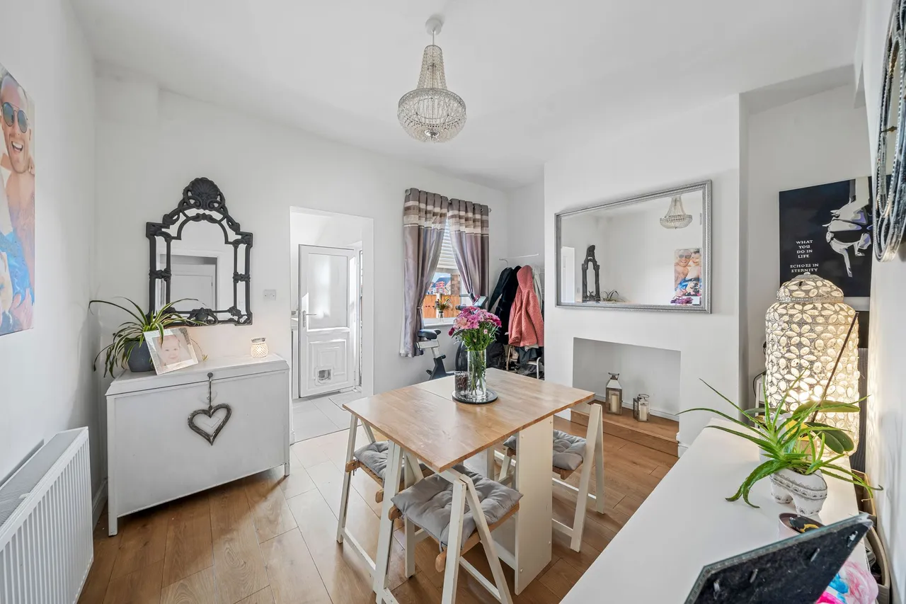 Wigan Road, Ashton-In-Makerfield, Wigan, Wigan, WN4 0BX, photo 3