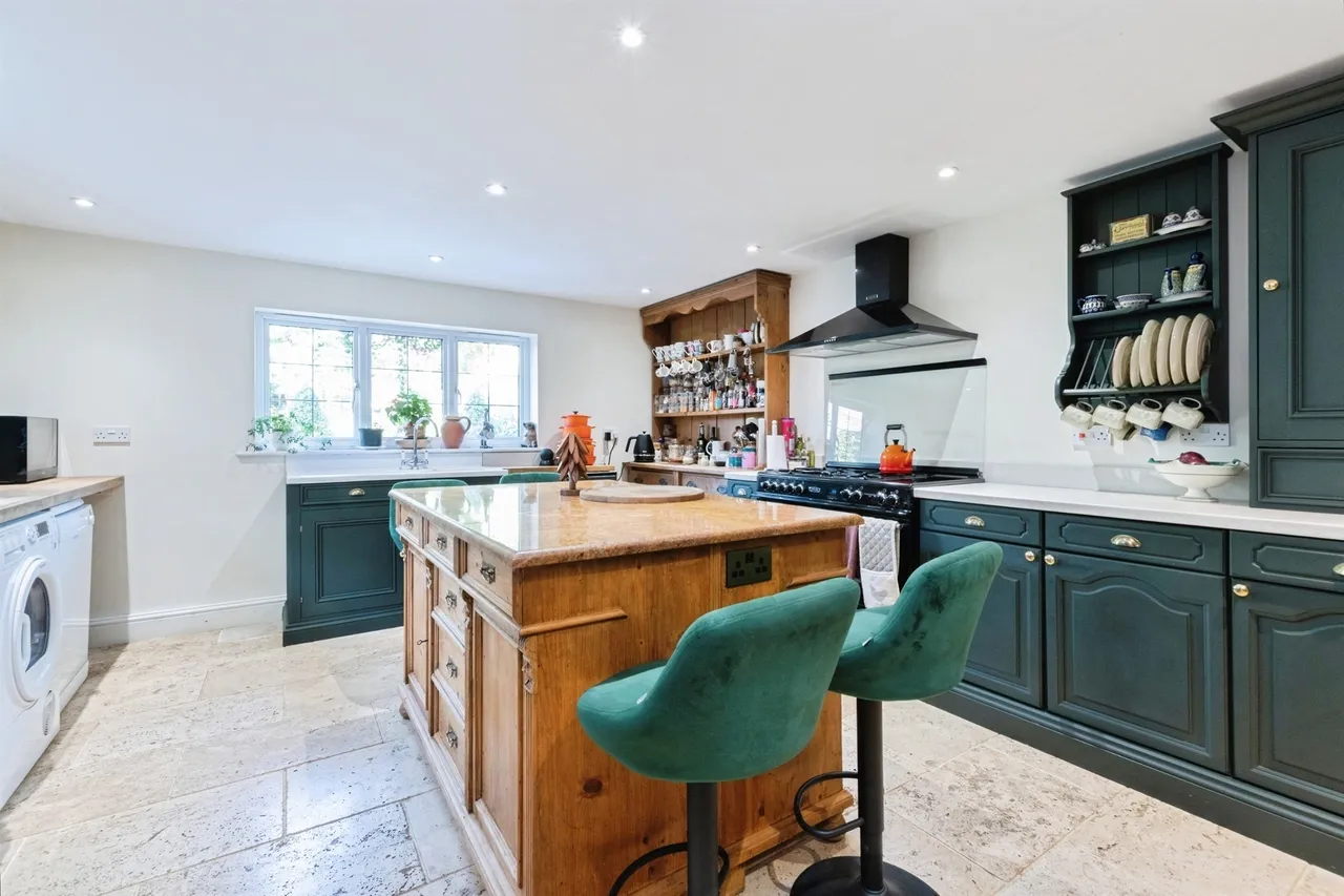 Breamore Road, Downton, Salisbury, photo 3