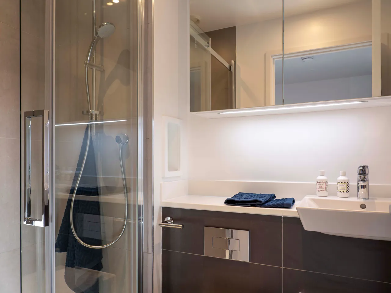Apartment 407, Asha Point, London, photo 4