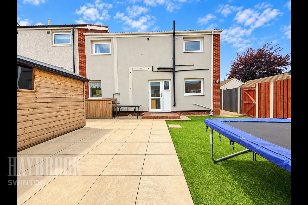 Fleming Square, Wath-Upon-Dearne, photo 17