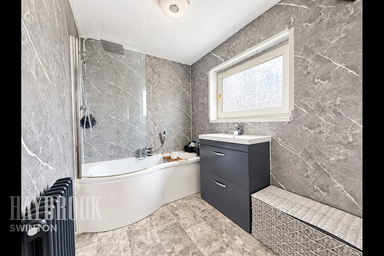 Fleming Square, Wath-Upon-Dearne, photo 10