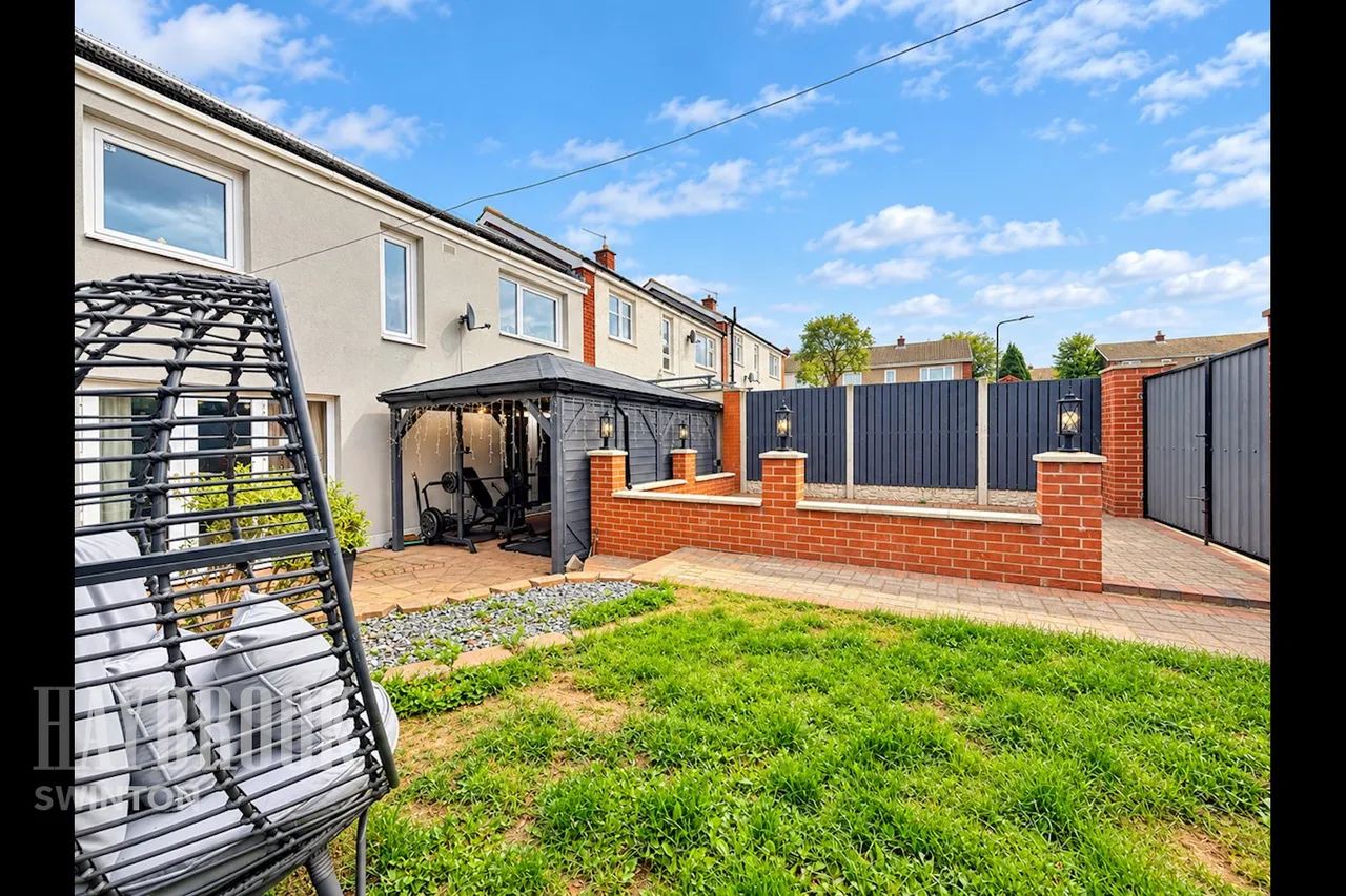 Fleming Square, Wath-Upon-Dearne, photo 14
