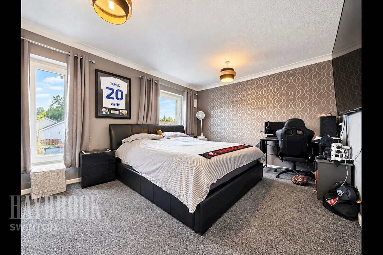 Fleming Square, Wath-Upon-Dearne, photo 8