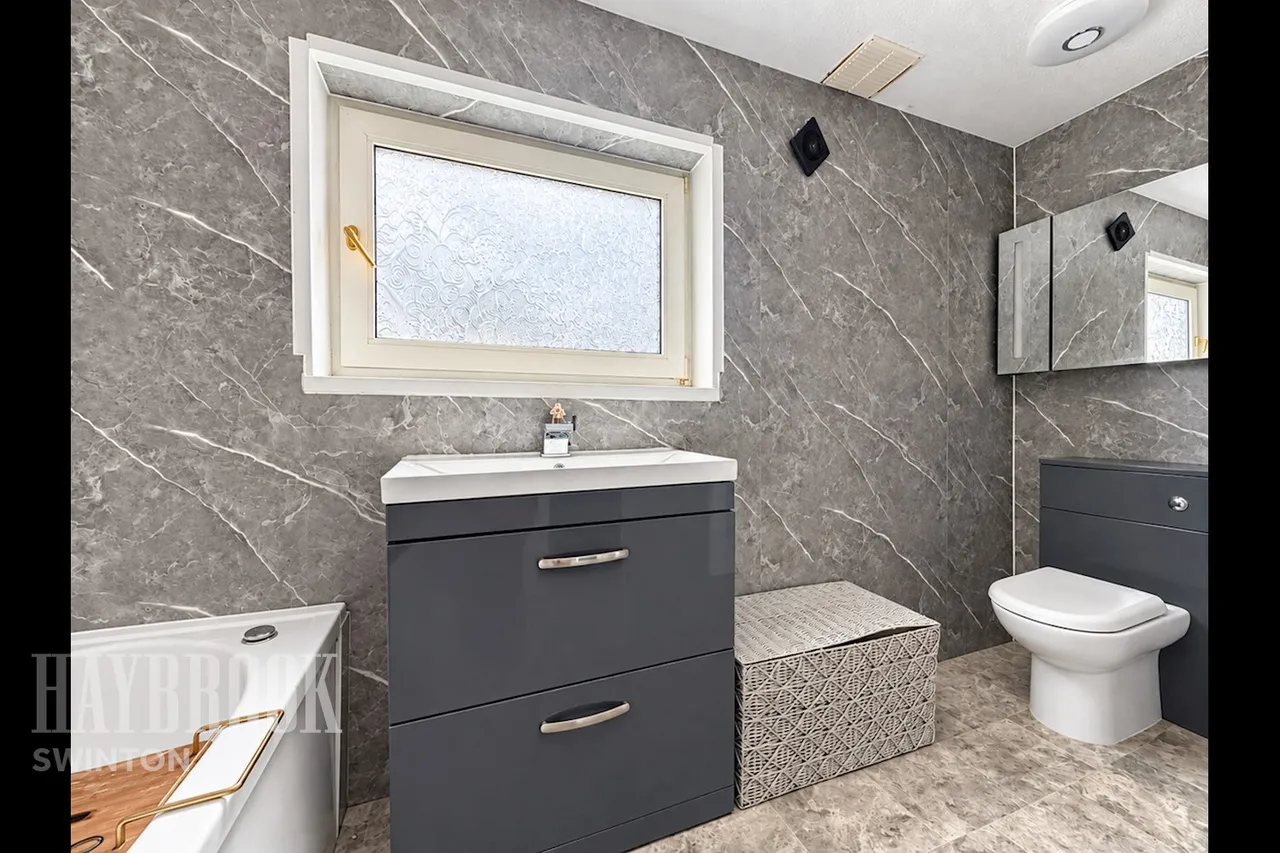 Fleming Square, Wath-Upon-Dearne, photo 12