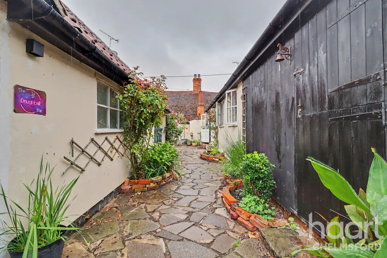 The Street, Southminster, CM0, photo 27