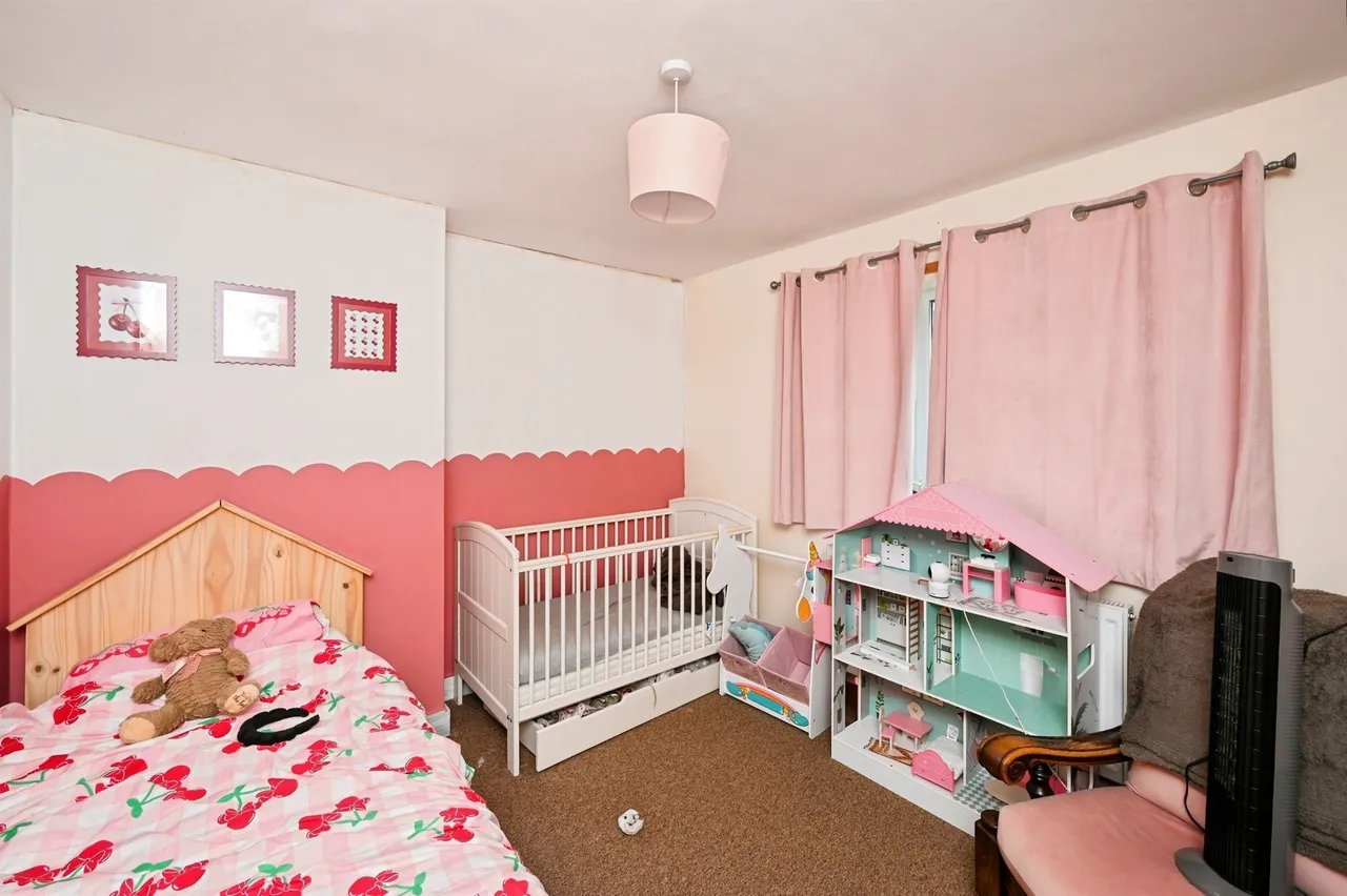 Woodside Place, Clay Cross, S45, photo 12