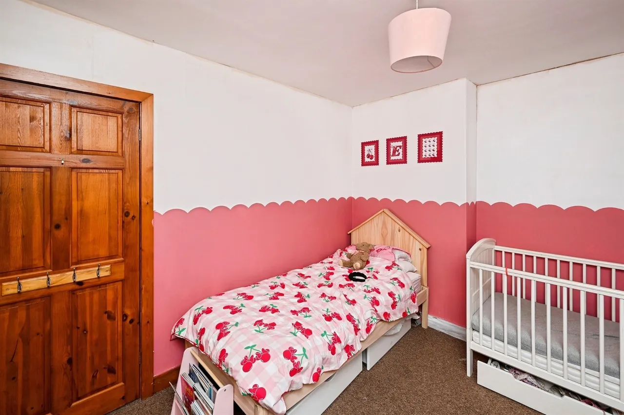 Woodside Place, Clay Cross, S45, photo 13